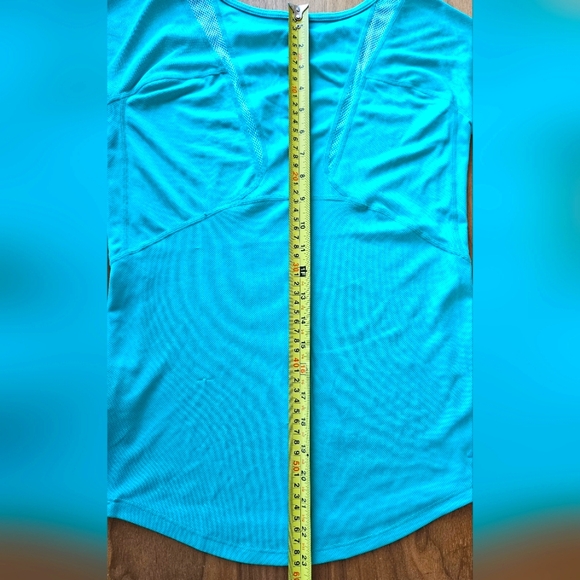 Nike Dri-Fit t-shirt, women's XS, Aqua/Turquoise colour, see pics! - Picture 5 of 8